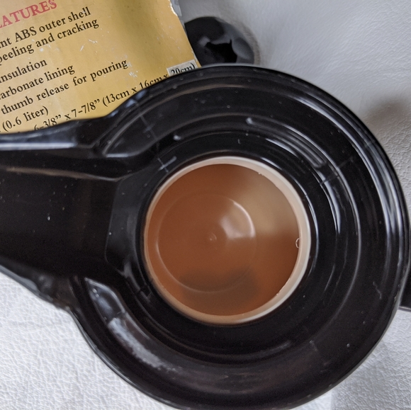 Winware Swirl Insulated Server 20 Oz - Picture 4 of 6